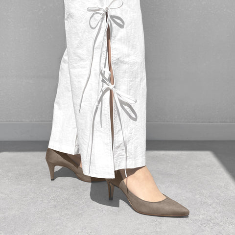 2025AW：iCoN COLORS：ポインテッドトゥ スエード パンプス（C76532）グレージュS/mamian（マミアン）