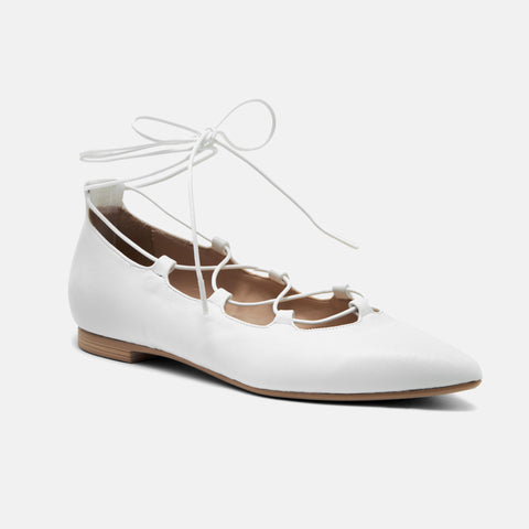 ラストワン50%OFF：レースアップ ポインテッドトゥ フラットシューズ（130-16ss2）ホワイトスムース/mamian（マミアン）