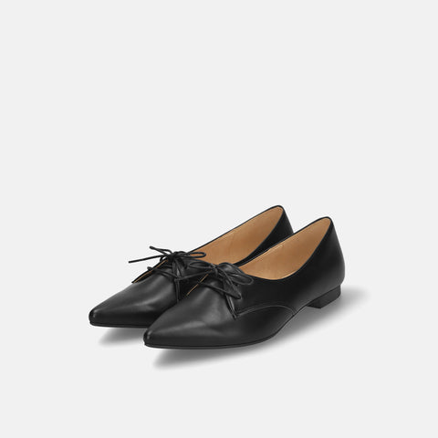 予約：2026AW：ポインテッドトゥレースアップデザインフラットシューズ（m17072）ブラック