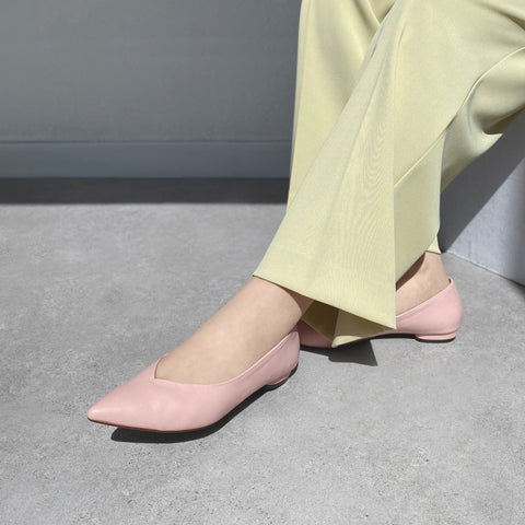 2024SS: Metal parts pointed toe flat shoes (m17035) light pink