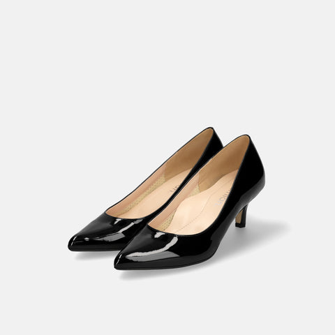 10% OFF: 2024SS: iCoN COLORS: Pointed Toe Enamel Pumps (C57171) Black E