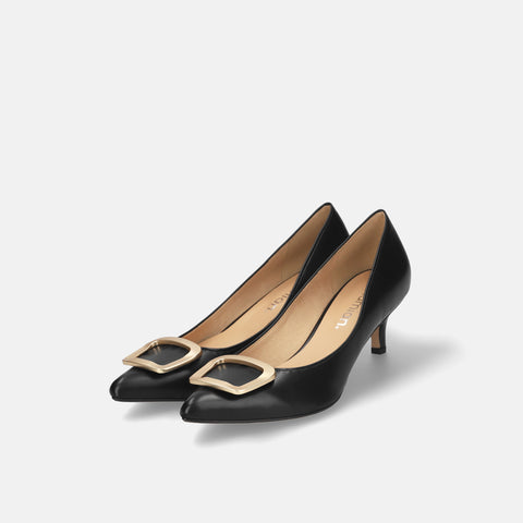 2025AW：ポインテッドトゥ バックル パンプス（m55224）ブラック/mamian（マミアン）